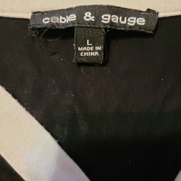 Cable And Gauge Women's Black With White Trim Blouse Top Size Large - Picture 5 of 6